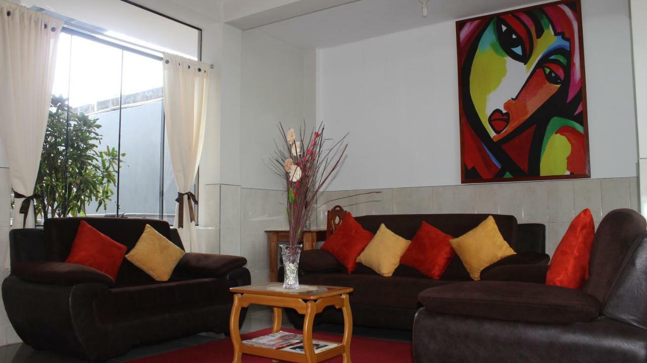 Hotel Rulman Puerto Maldonado Ngoại thất bức ảnh