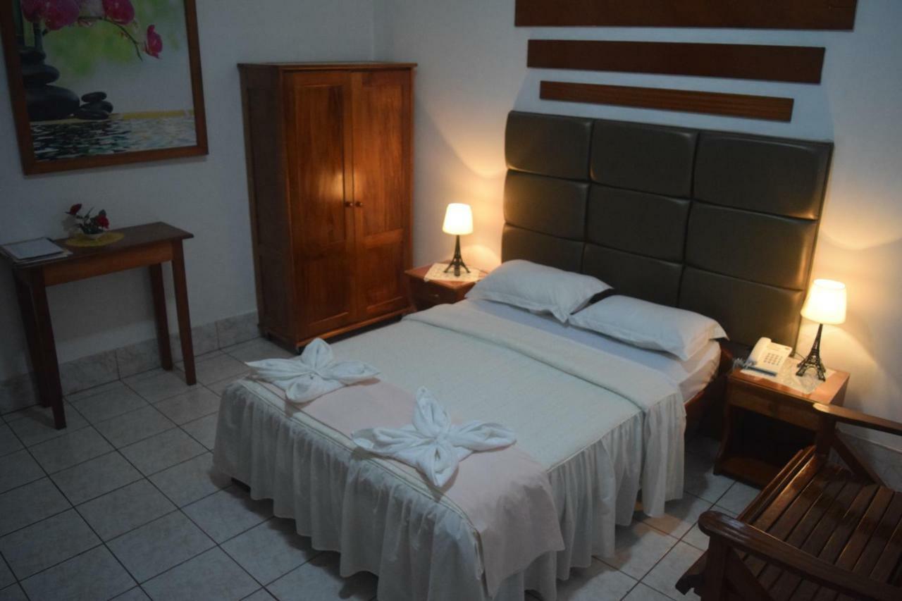 Hotel Rulman Puerto Maldonado Ngoại thất bức ảnh