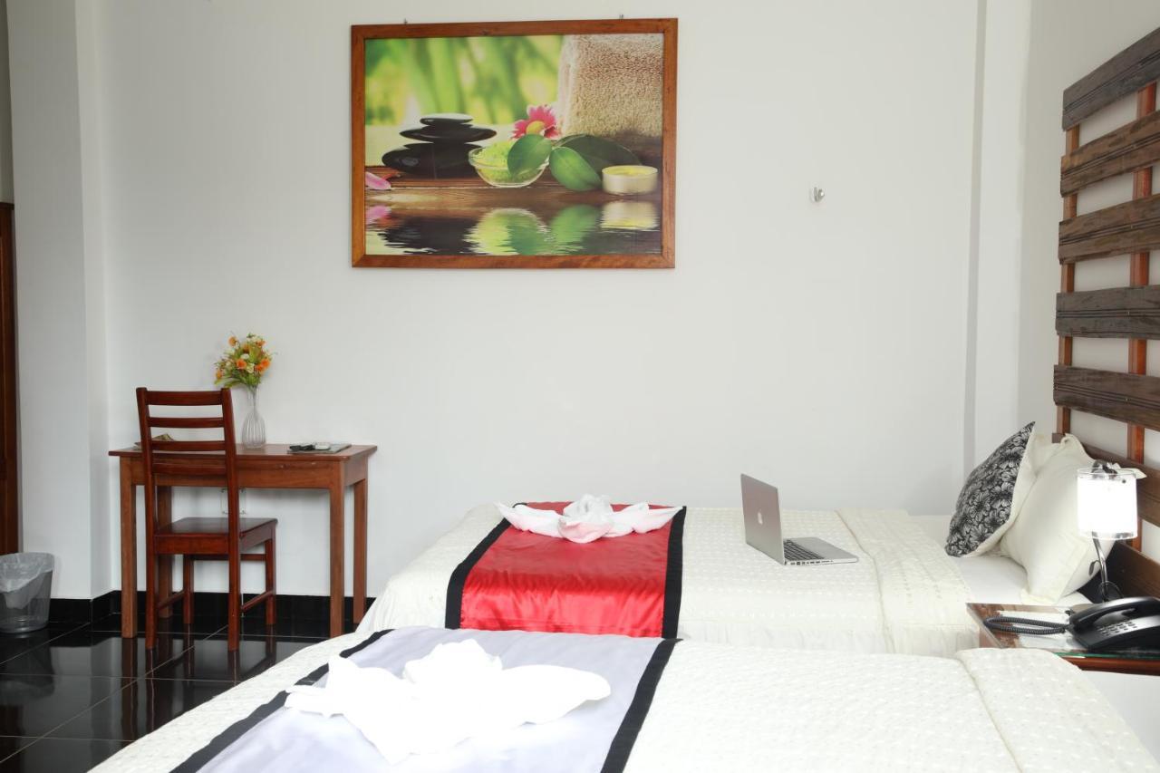 Hotel Rulman Puerto Maldonado Ngoại thất bức ảnh